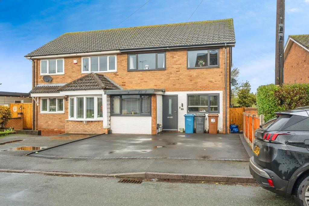 Property photo 1 of 25 121Mainst-25.Jpg