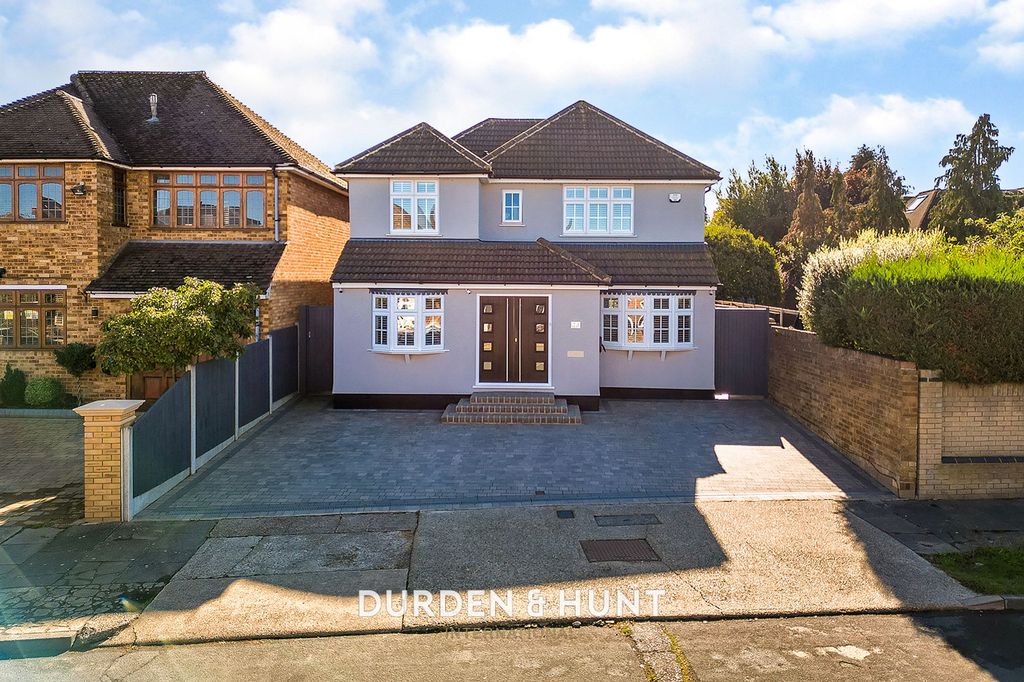 Property photo 1 of 41