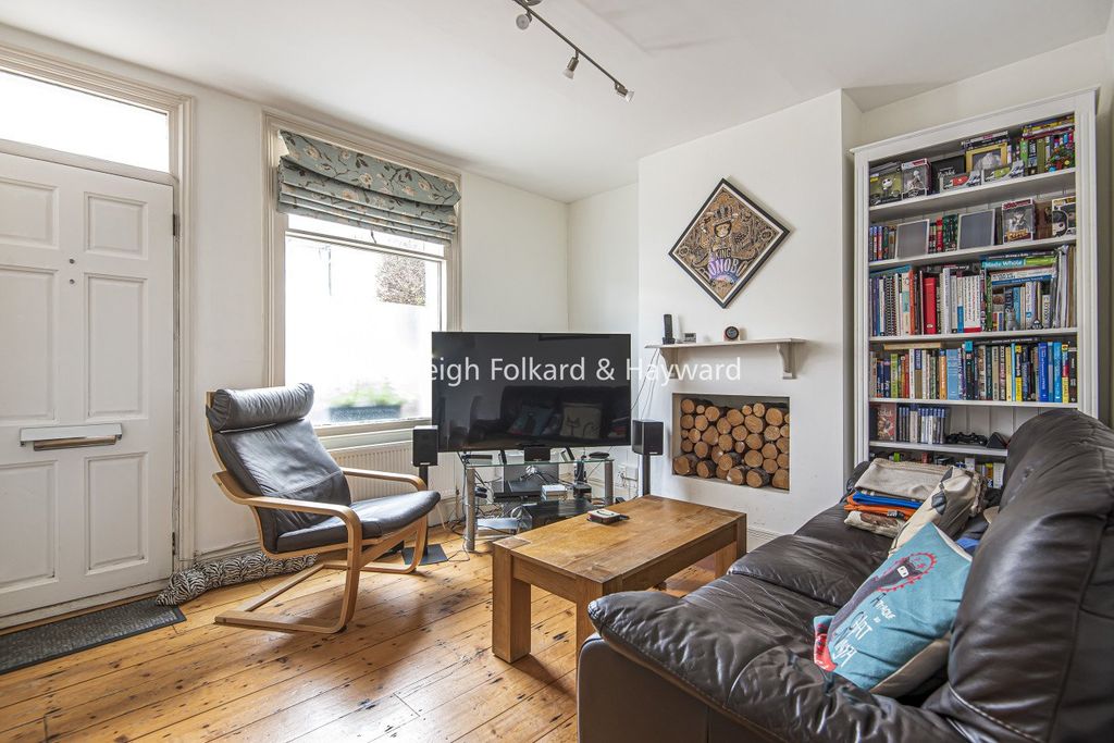 Property photo 2 of 6 Picture No. 08