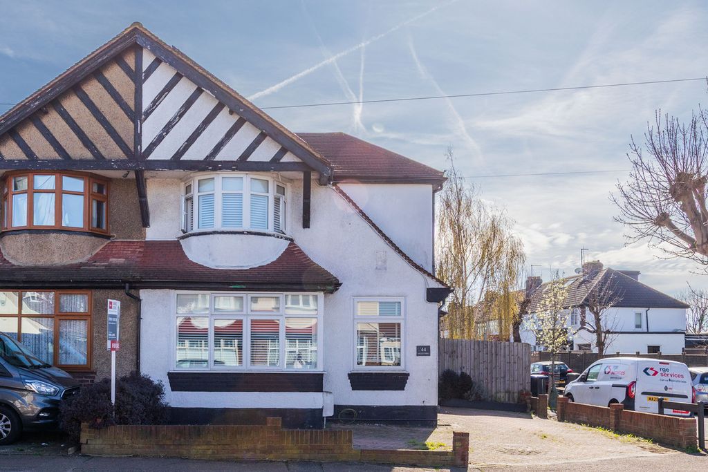 Property photo 1 of 21