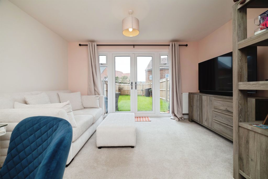 Property photo 2 of 34