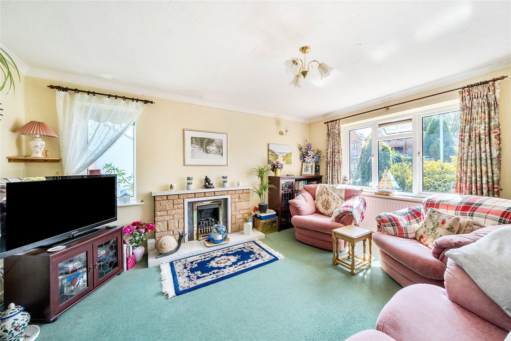 Property photo 2 of 24 Picture No. 45