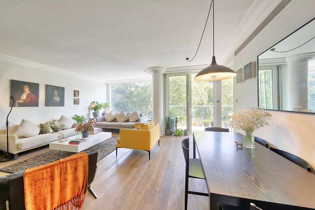 Property photo 3 of 15 Living/Dining