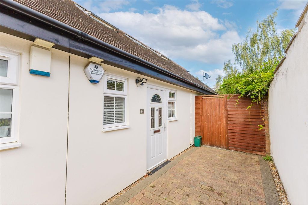 Property photo 2 of 28 External 1.Jpg