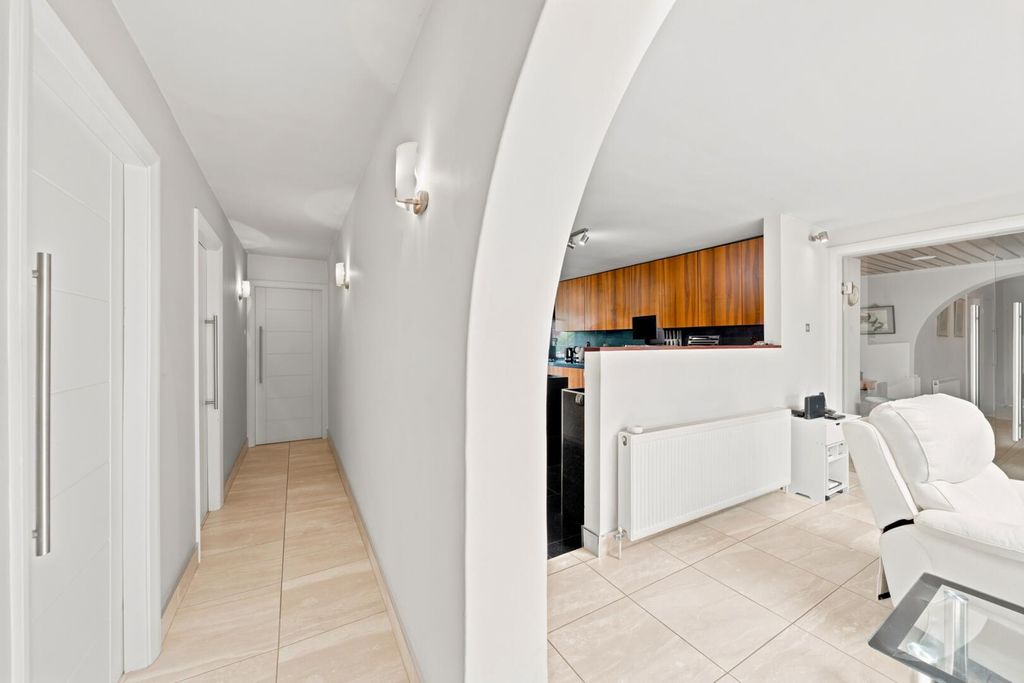 Additional image 20 of 5 bed flat for saleLucknow Road, Nottingham NG3