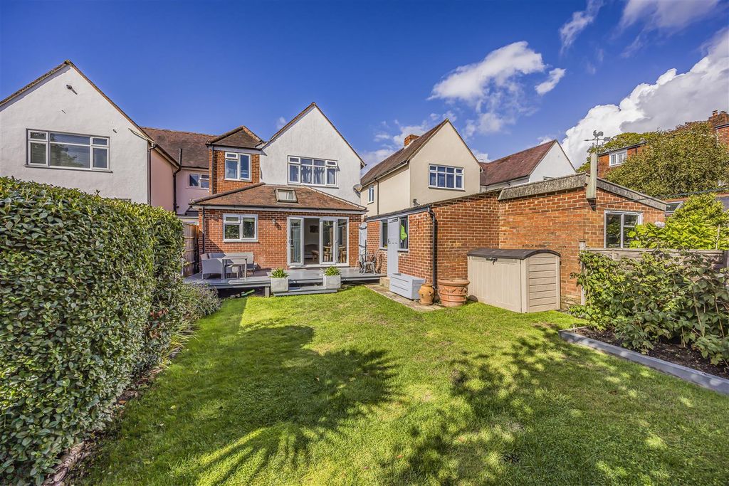 Property photo 2 of 25 5 Woolner Avenue, Cosham-Porticomarketing-Soldby-3