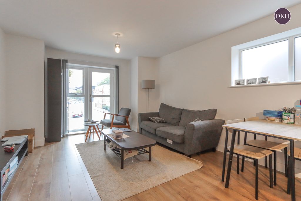 Property photo 3 of 10 Picture No. 13