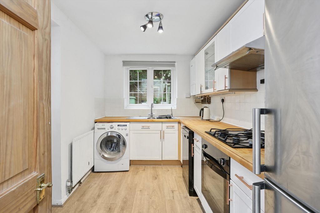 Property photo 1 of 7 Image