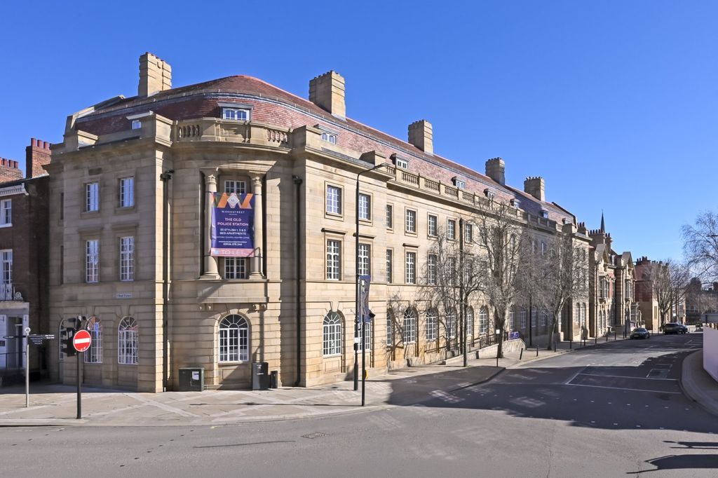 Property photo 2 of 12 Picture No. 16