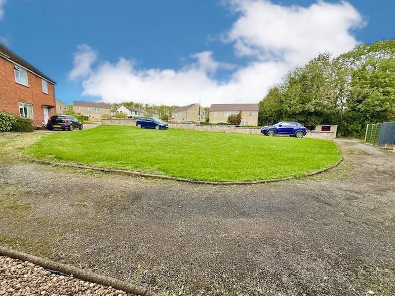 Property photo 2 of 17 Photo 18