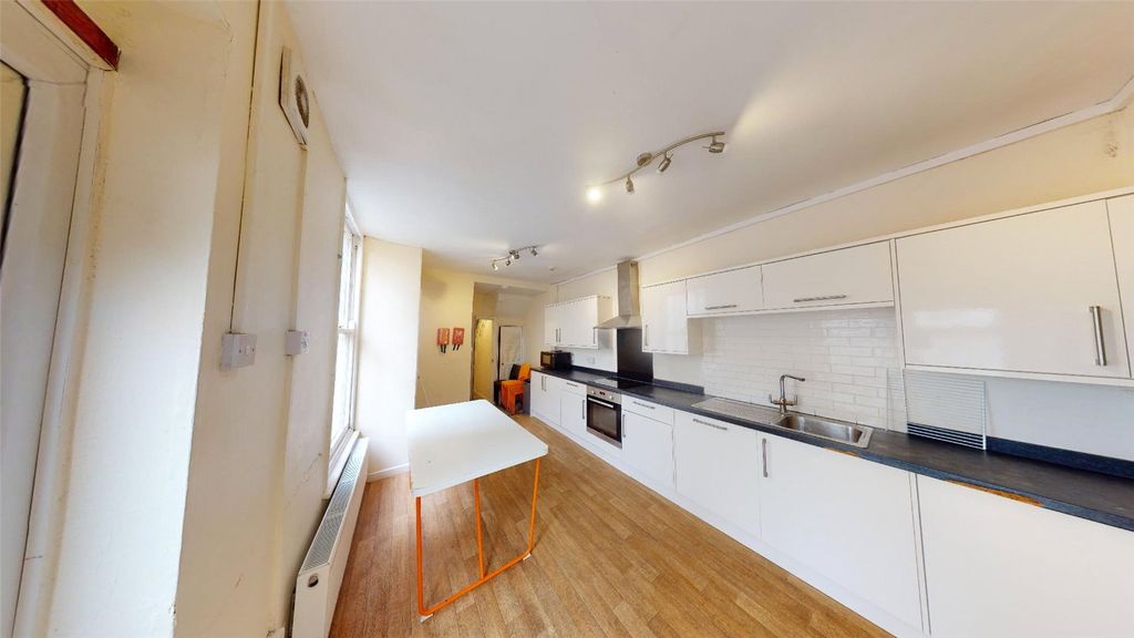 Property photo 1 of 15 Picture No. 33