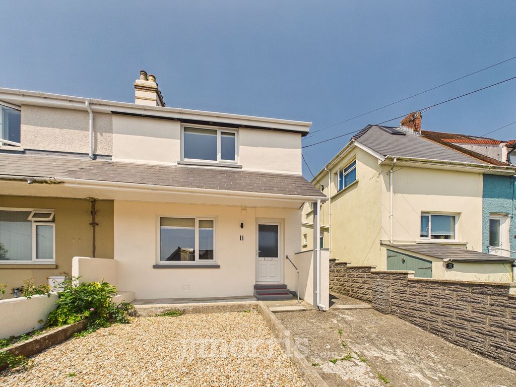 Property photo 1 of 43