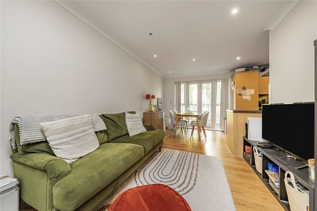 Property photo 2 of 11 Picture No. 04