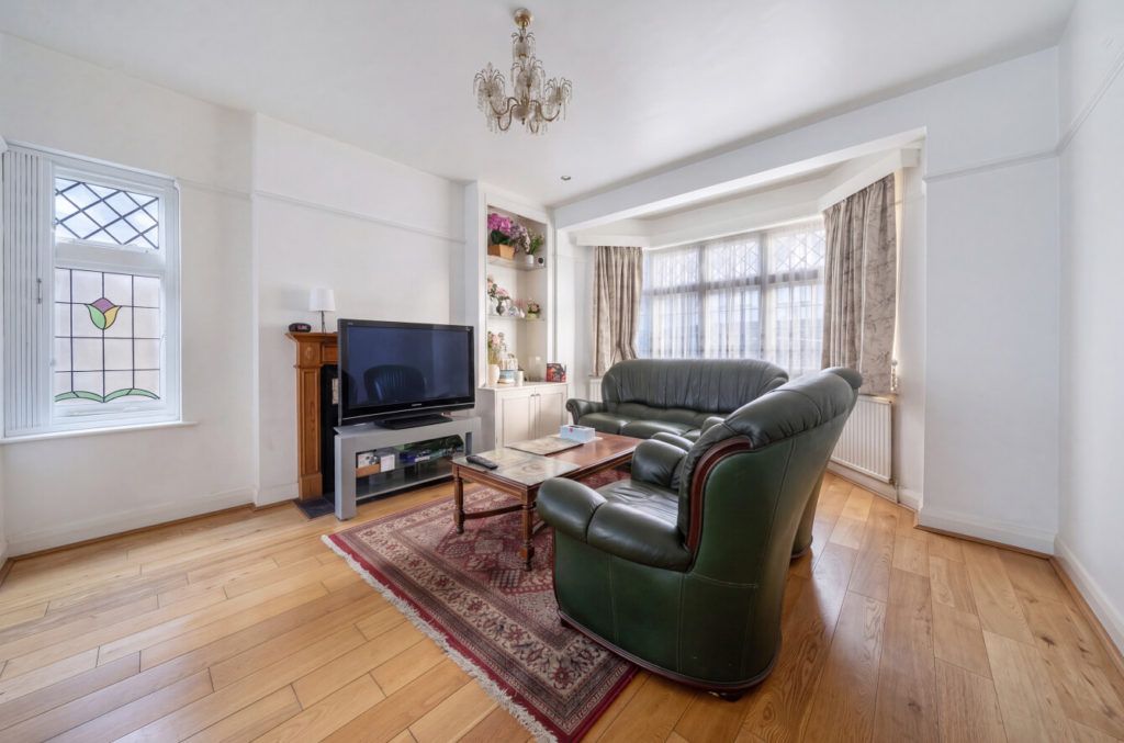 Property photo 2 of 16