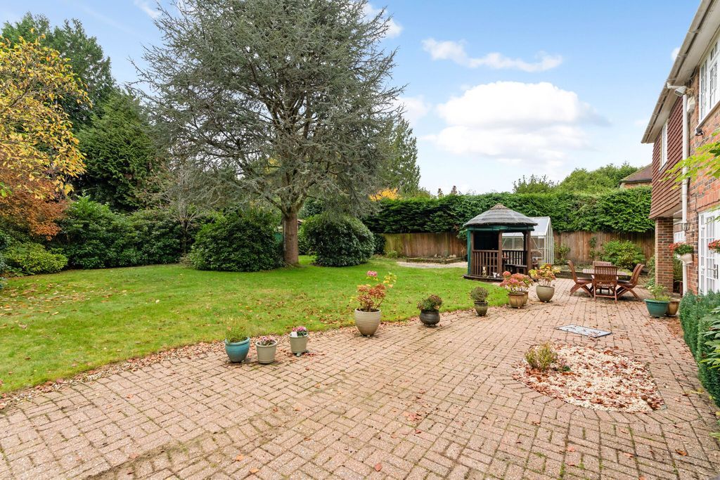 Property photo 3 of 10 3