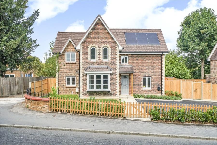 Property photo 1 of 18