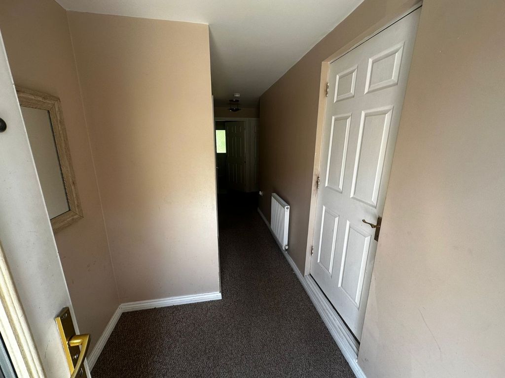 Property photo 2 of 18 Picture No. 02