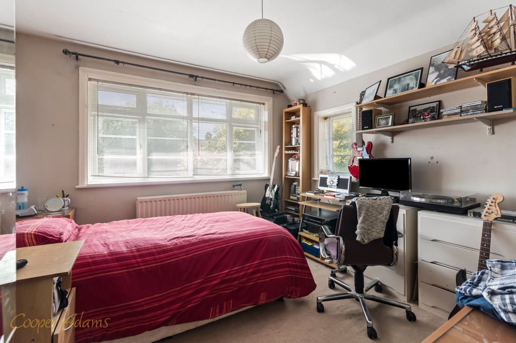 Additional image 11 of 4 bed detached house for saleChurch Street, Littlehampton BN17