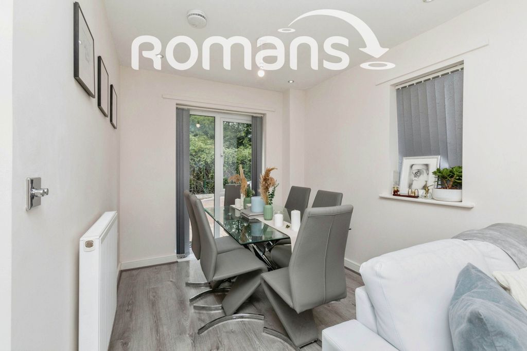 Property photo 3 of 11 Property Image