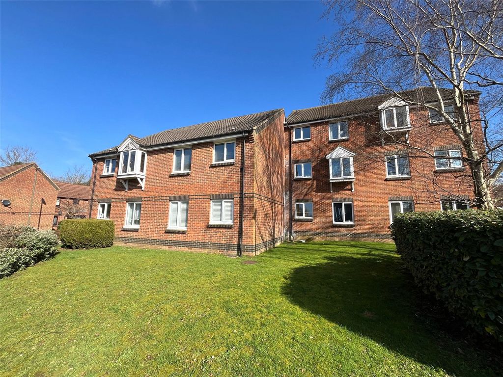 Property photo 1 of 5 Picture No. 14