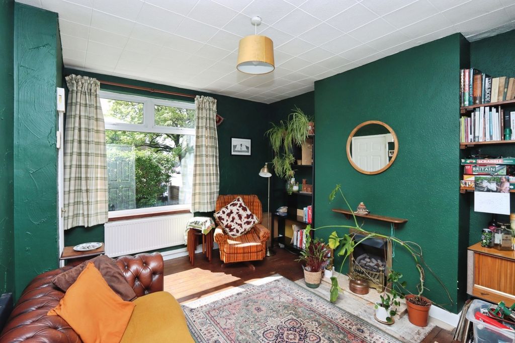 Property photo 2 of 17 Pbox-Img.Jpg
