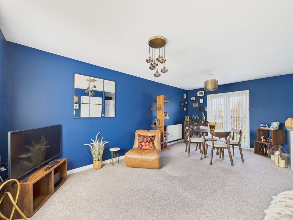 Property photo 1 of 25