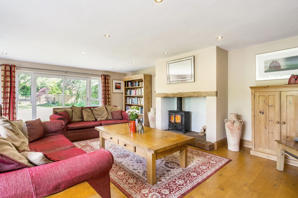 Property photo 3 of 22 Picture No. 08