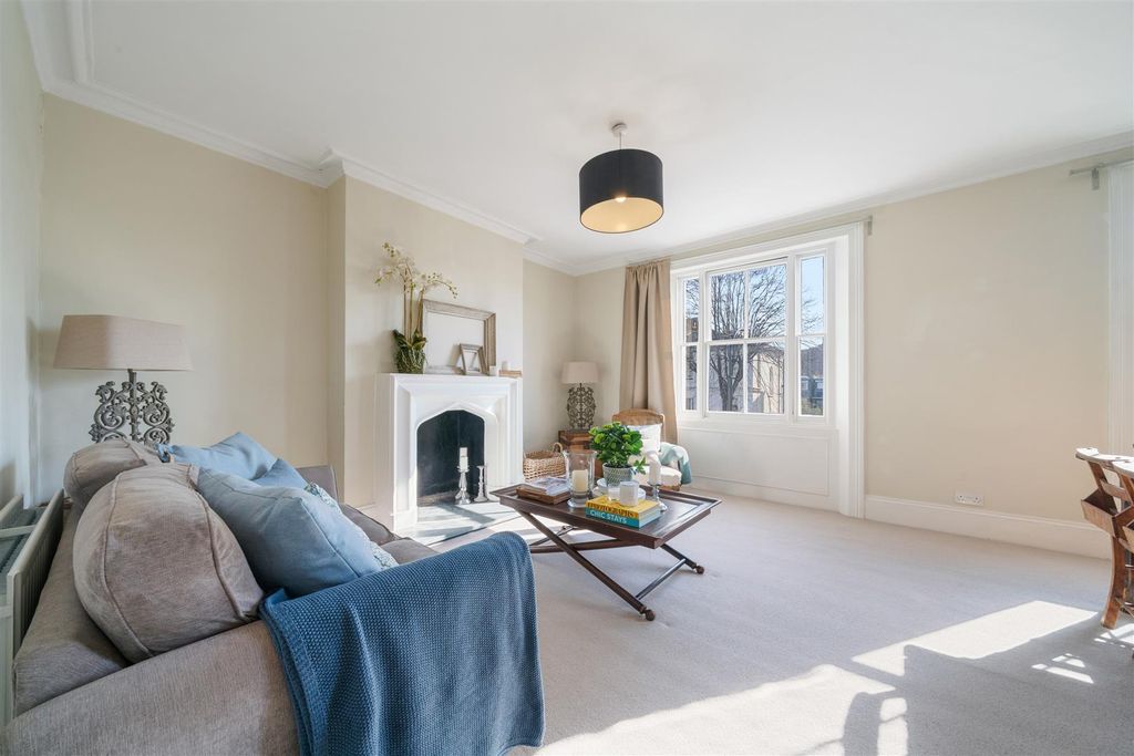 Property photo 2 of 12 2.Jpg