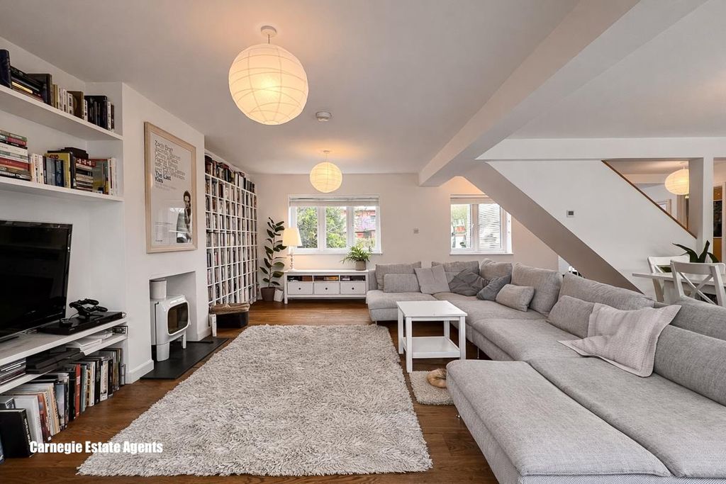 Property photo 2 of 24 Living/Kitchen/Dining Room