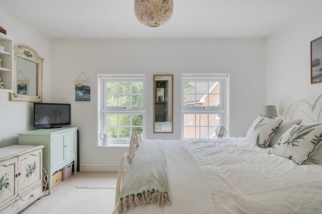 Additional image 22 of 5 bed detached house for saleMaurice Way, Marlborough SN8