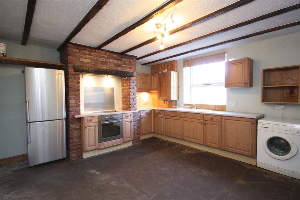 Property photo 2 of 11 0 General