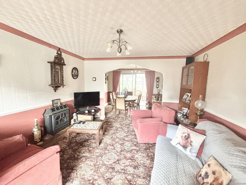 Property photo 2 of 14 Living Area