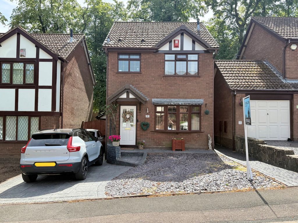 Property photo 1 of 35