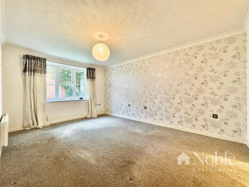 Property photo 2 of 8 Reception Room