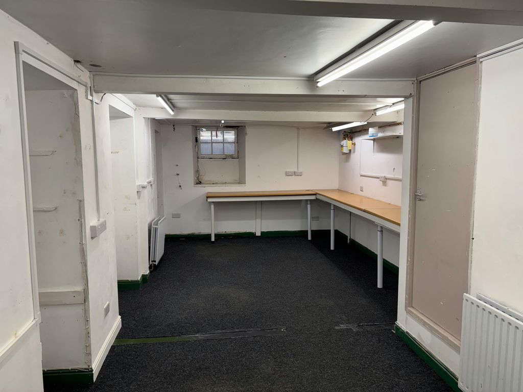 Property photo 3 of 7 Image00015 2.Jpeg