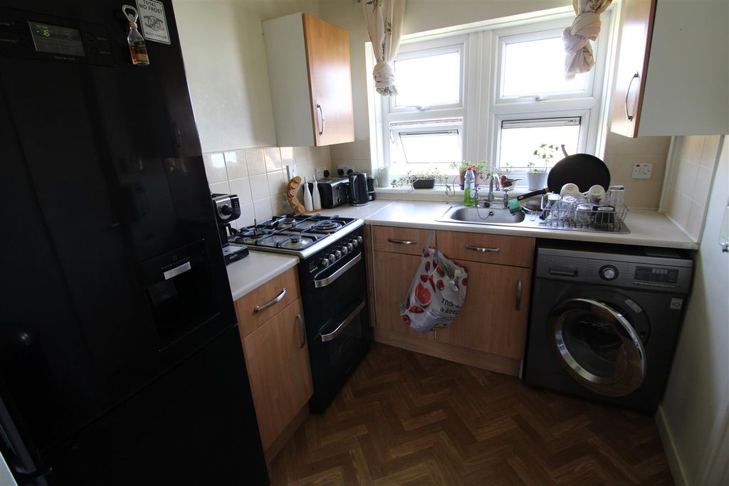 Property photo 2 of 6 Img_3820.Jpg