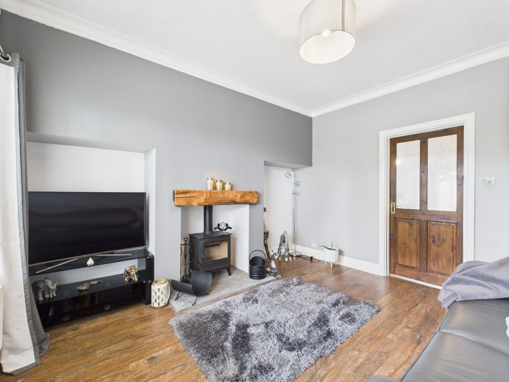 Property photo 3 of 11 4384428