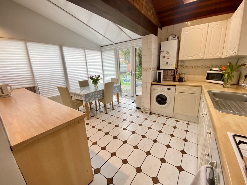 Property photo 3 of 21 Photo 9