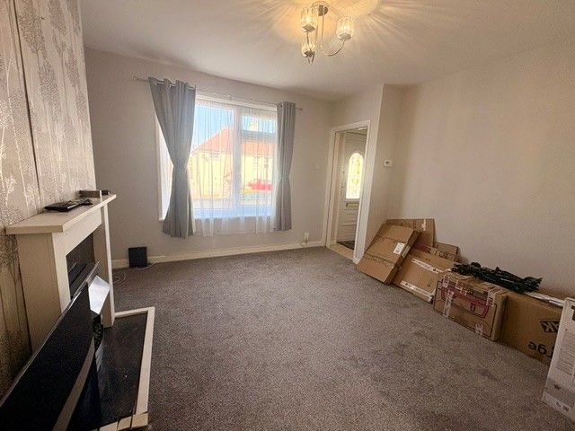Property photo 2 of 16 Image