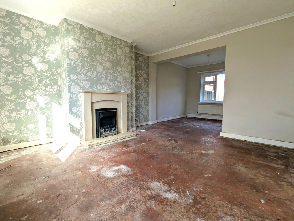 Property photo 2 of 16 Photograph 2