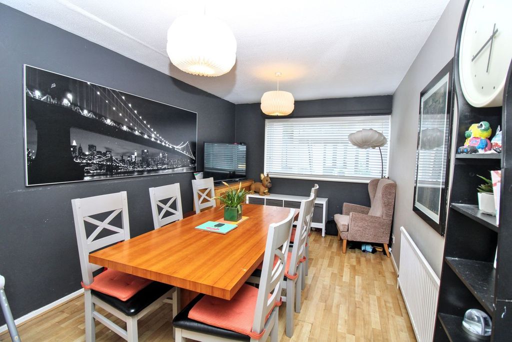 Property photo 2 of 29 Dining Room