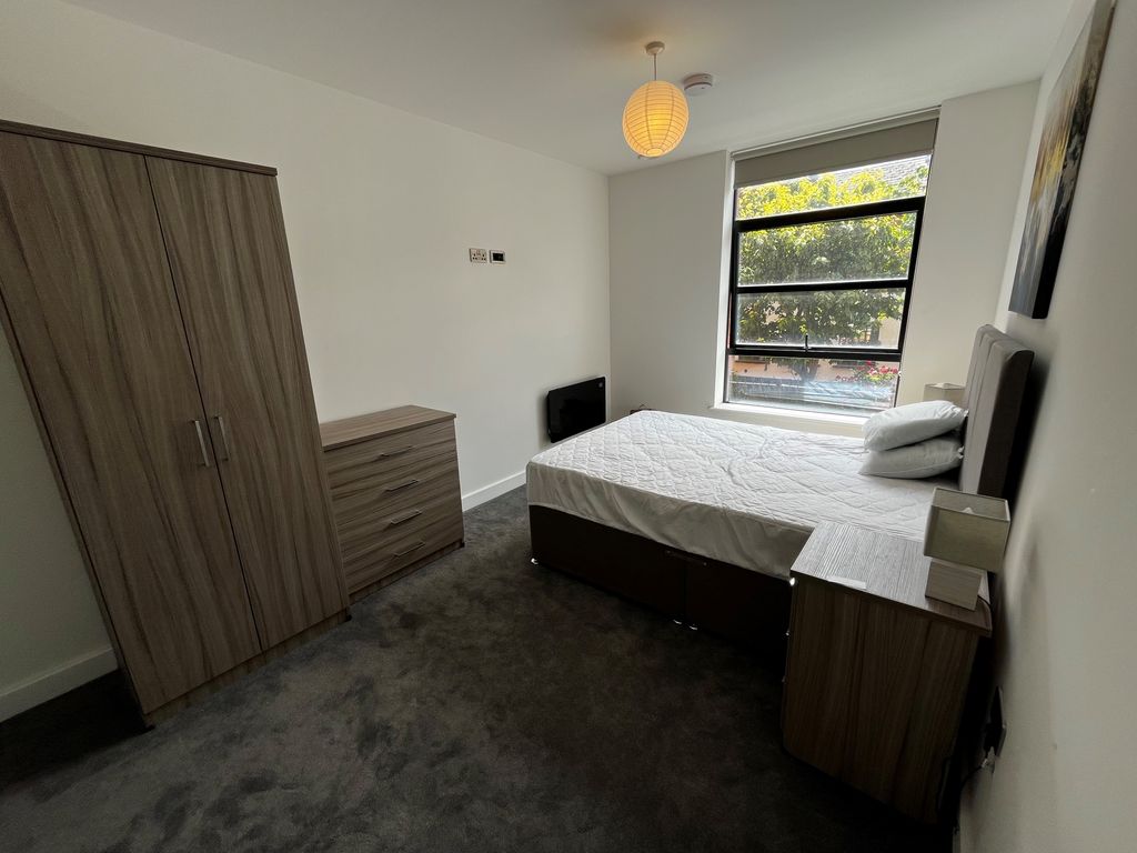 Property photo 3 of 6