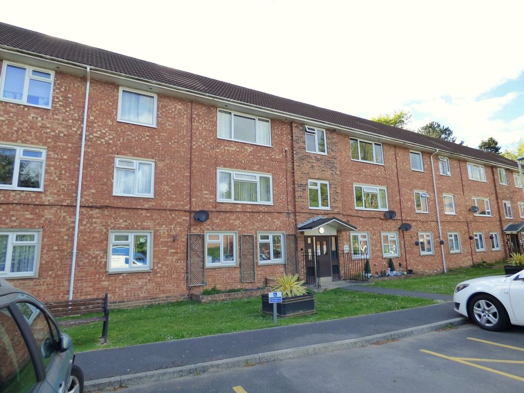 Property photo 1 of 12