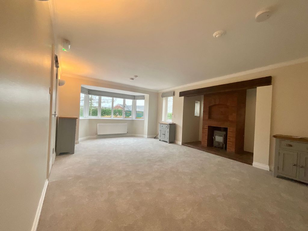Property photo 2 of 30