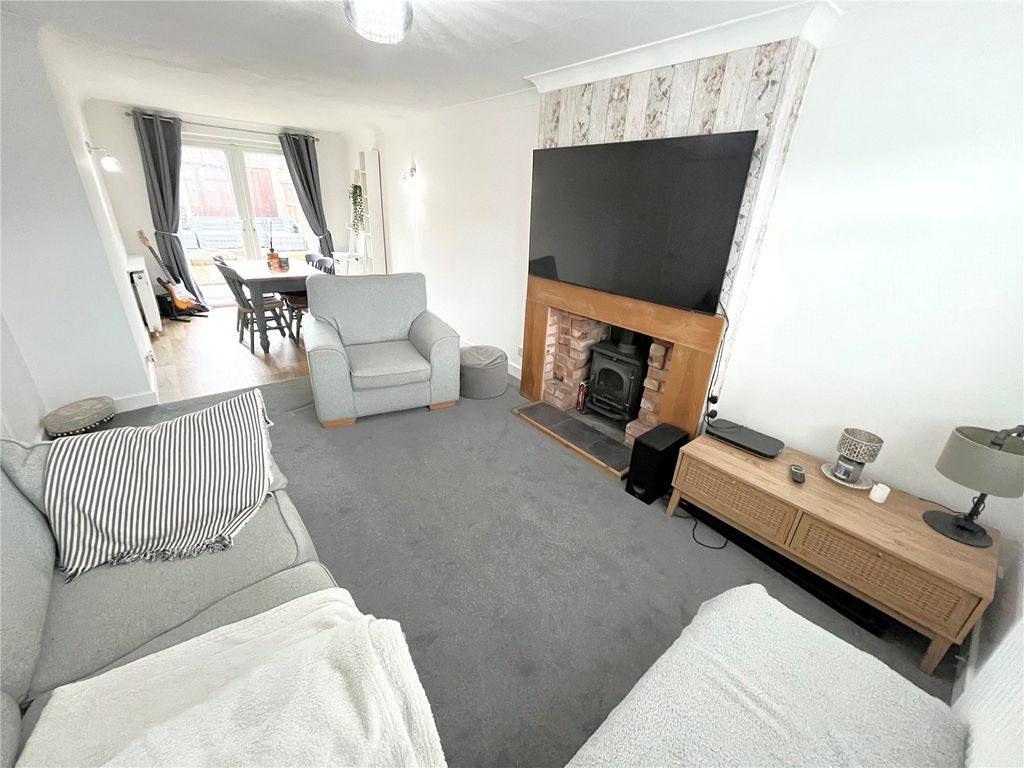 Property photo 3 of 13 Picture No. 17