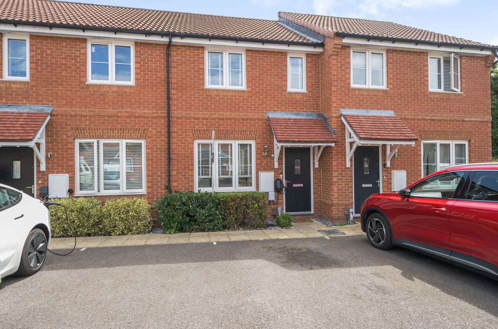 Property photo 1 of 13 1481061-13-6A3E56...