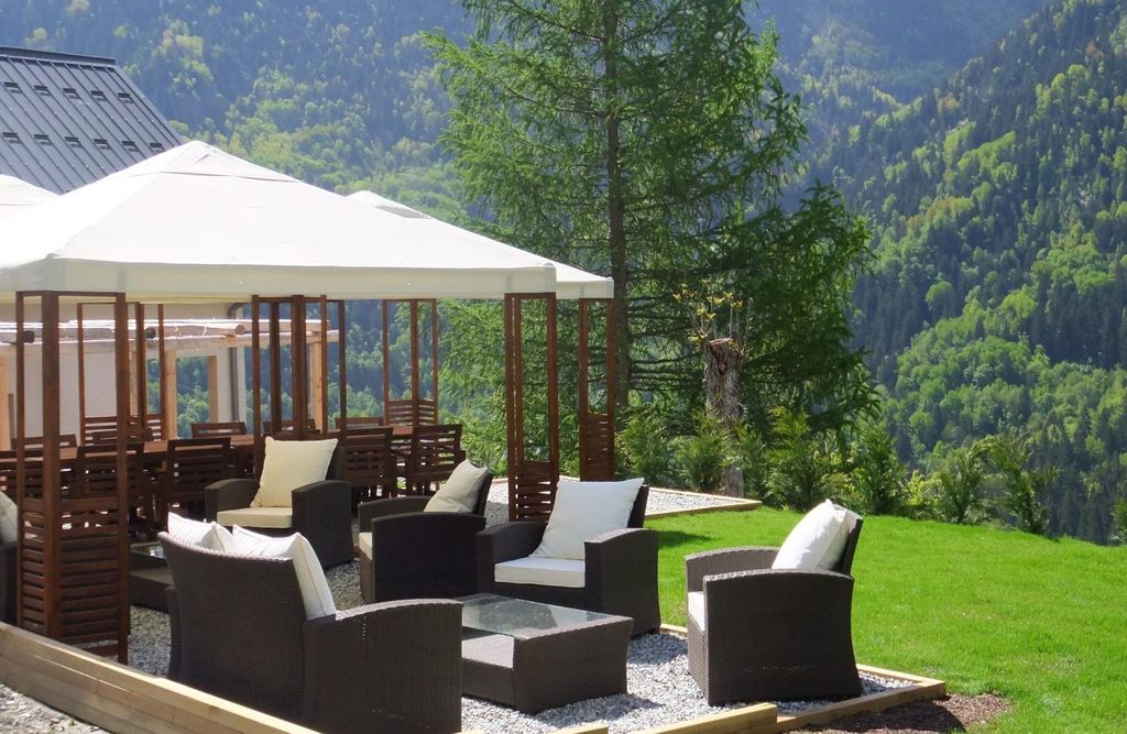 Property photo 2 of 23 Rare Chalet For Sale