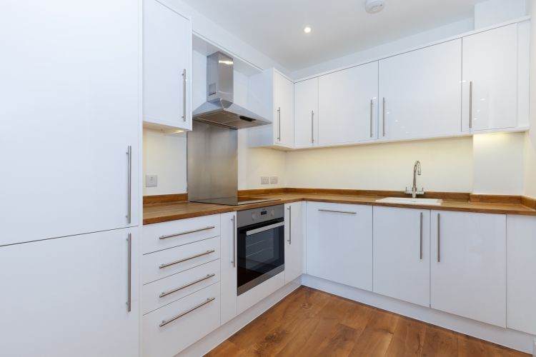 Property photo 3 of 8 235112