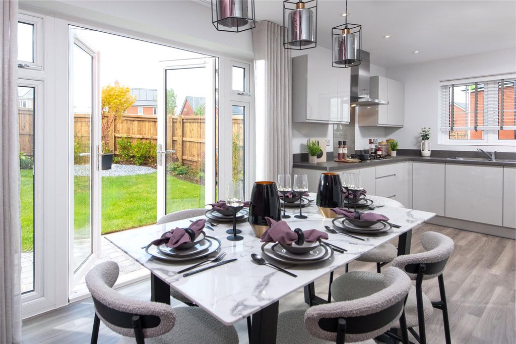 Property photo 2 of 14 The Lymner