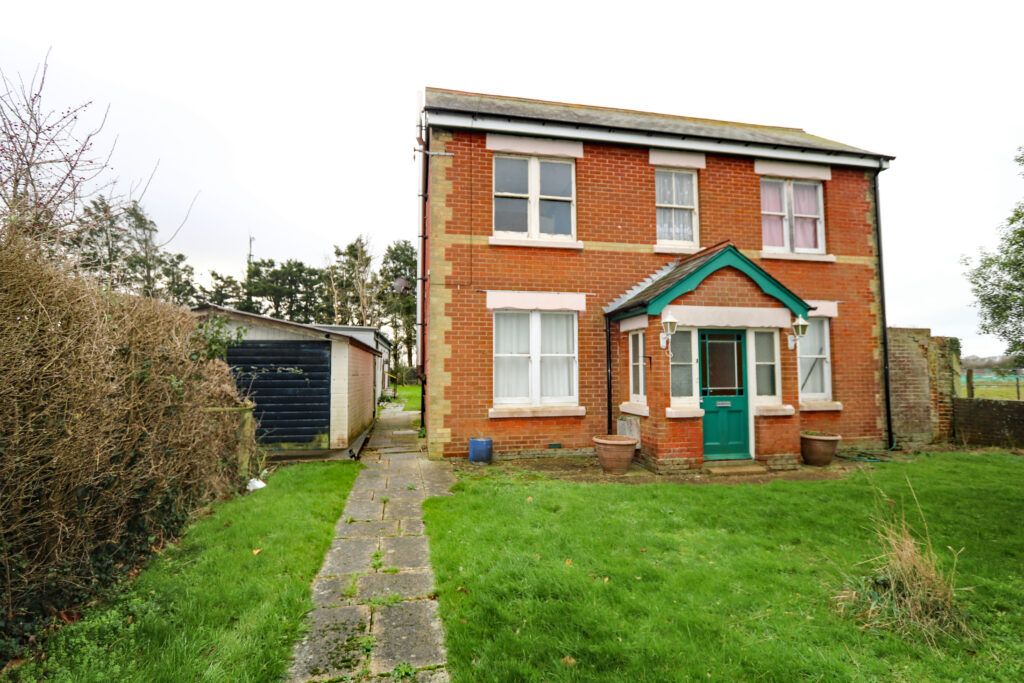 Property photo 1 of 4